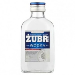 WÓDKA ŻUBR 0.09L 37.5%